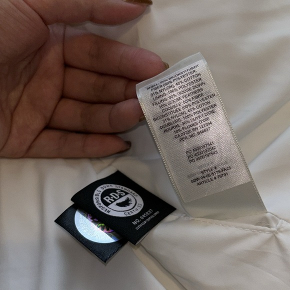 Gifts for Her 🎁☁️Long XS Aritzia Cloud Puff - Picture 12 of 14